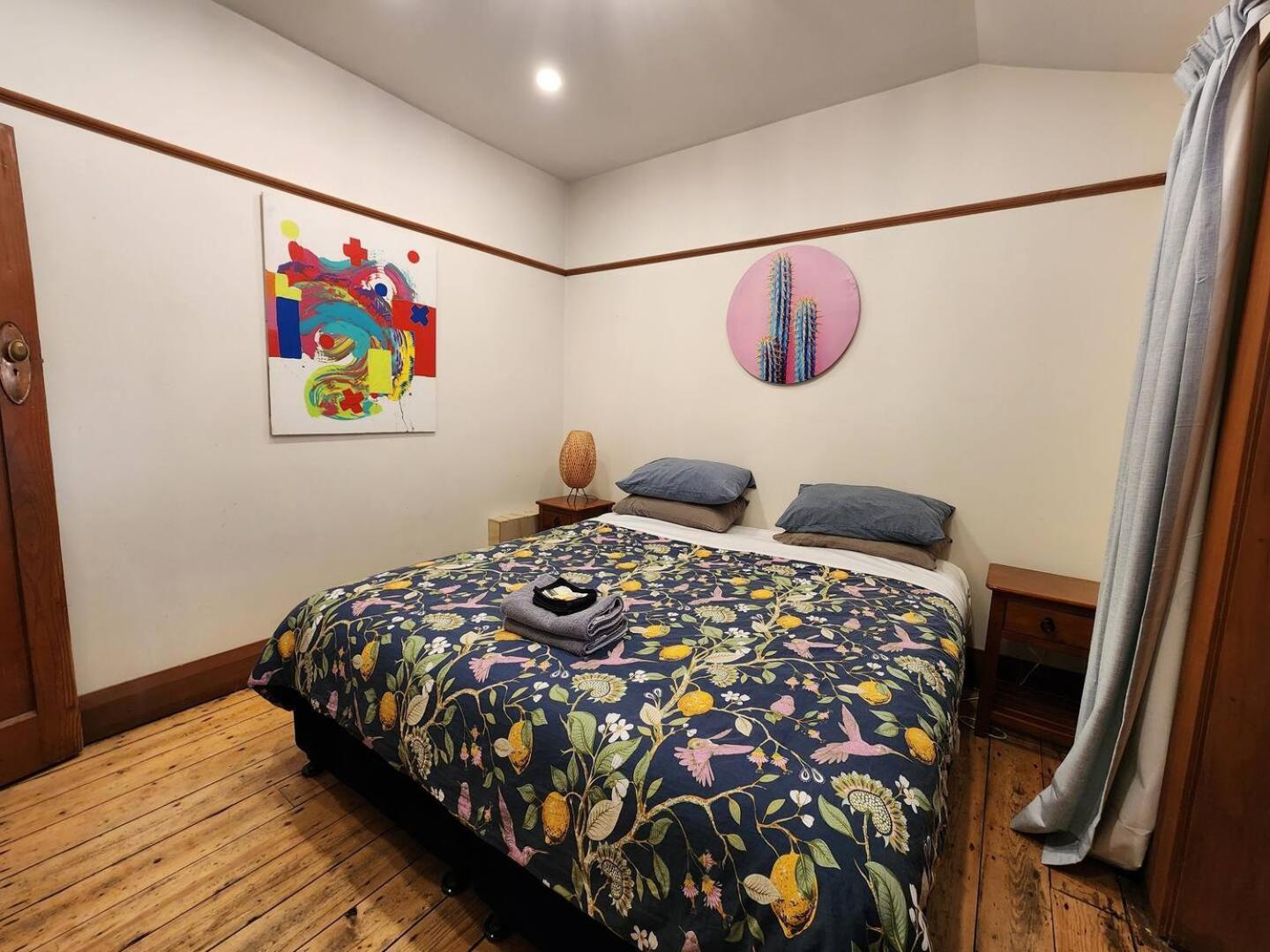 Hotel A Stone'S Throw From Town Main House à Dunedin Extérieur photo